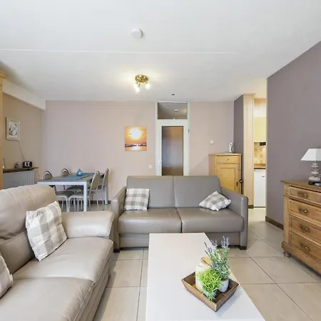 Pretty On The Casino Apartment *